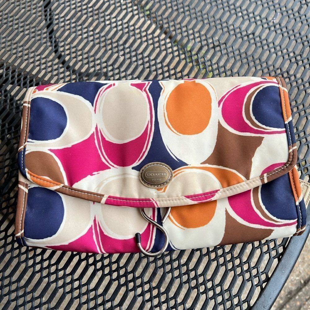 Coach signature satin hanging cosmetic toiletry bag - Picture 11 of 11